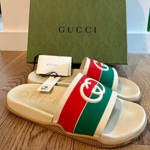 GUCCI INTERLOCKING G SLIDE SANDAL (Mint)